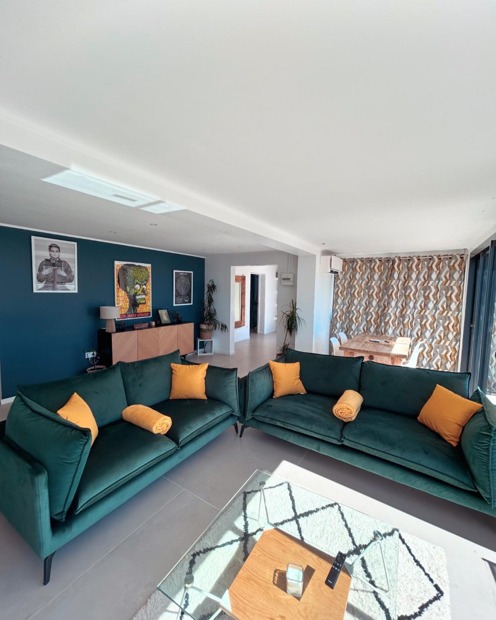 Eze - Appartement Dans Bas De Villa Avec Piscine Pres De Monaco Exterior foto